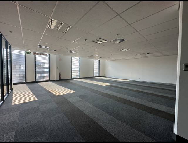 11,400M² OFFICE FOR SALE IN CENTURION CENTRAL